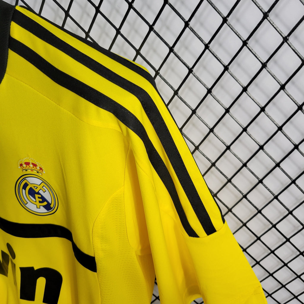 Camisa Real Madrid Goleiro Amarela 11/12 - Versão Retrô