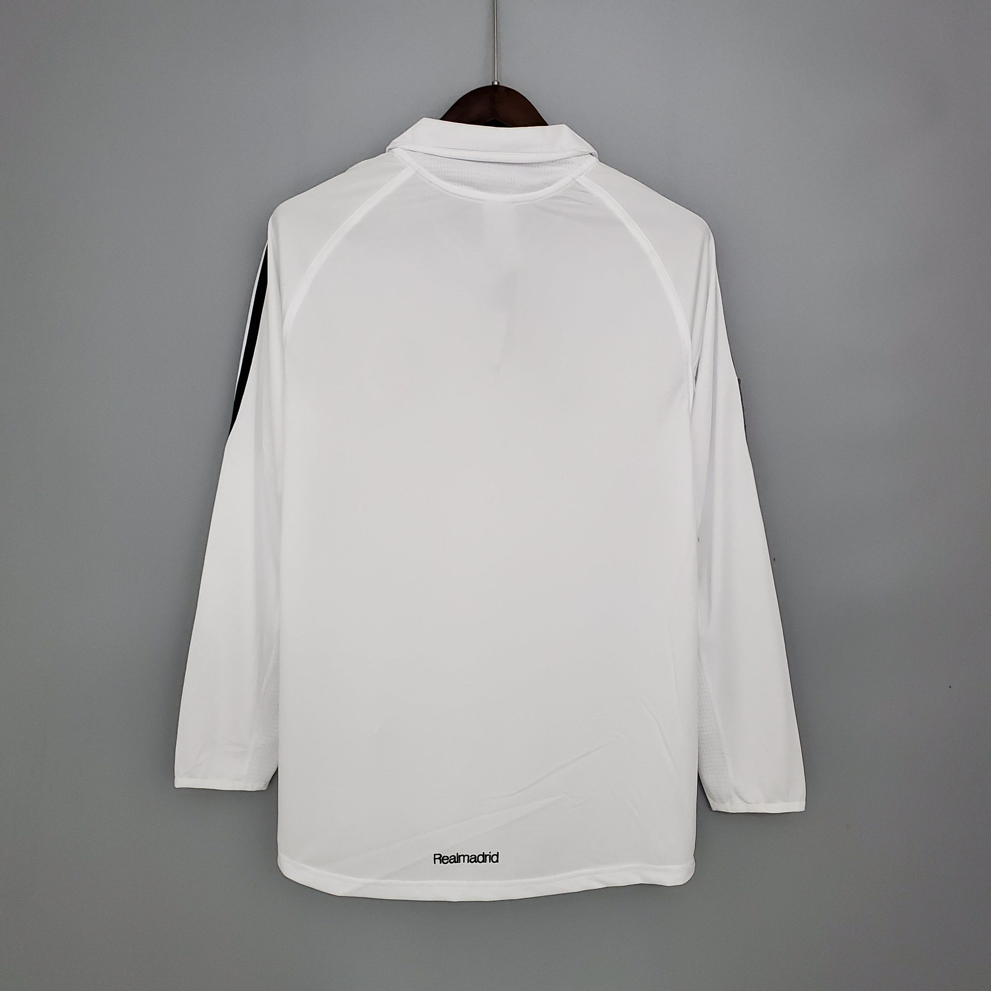 Camisa Real Madrid Titular 05/06 - Versão Retrô Manga Longa