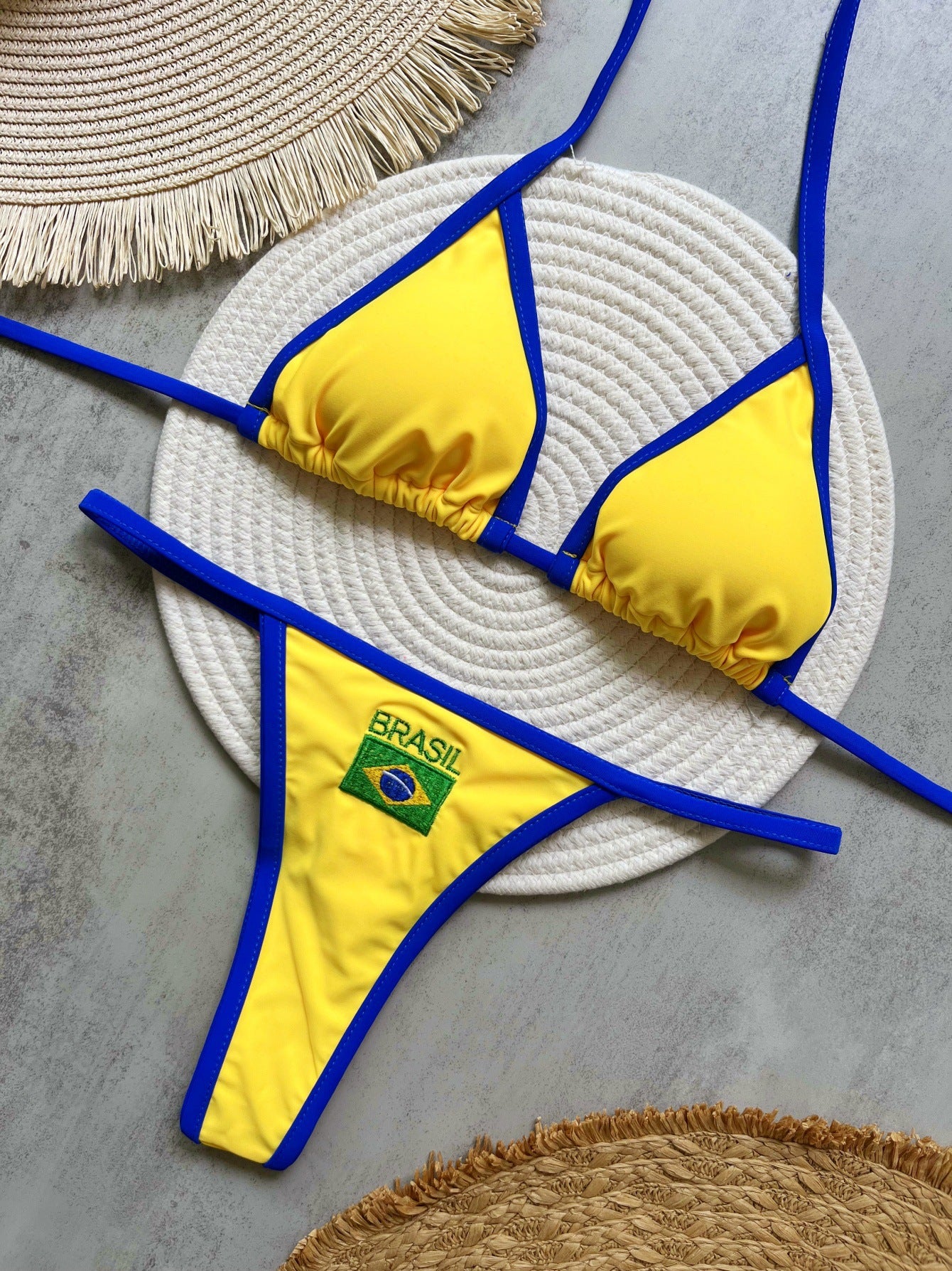 Bikini Feminino Brasil