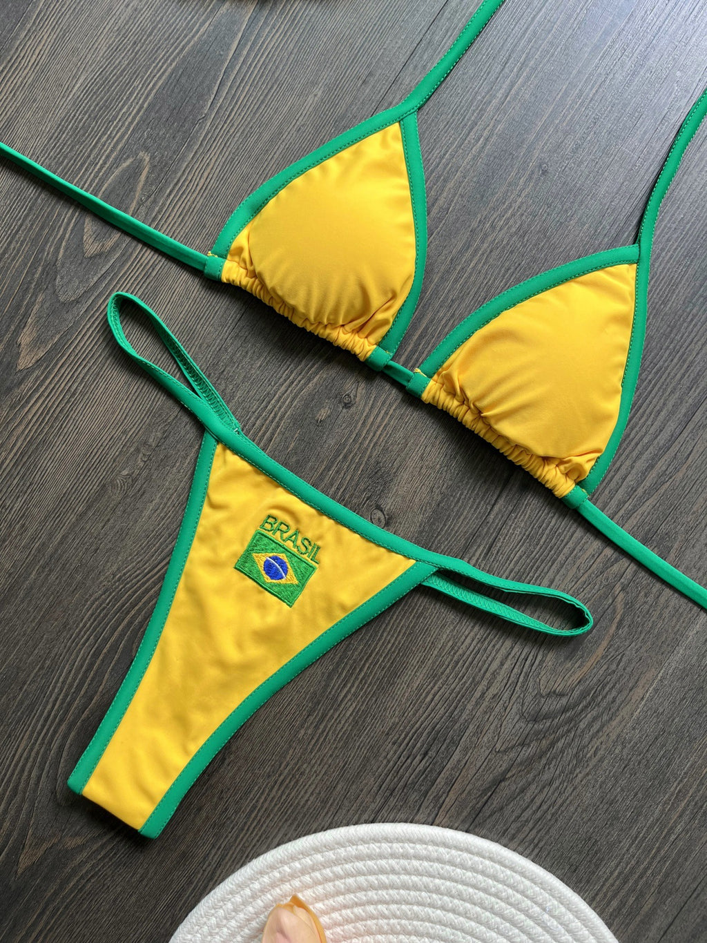 Bikini Feminino Brasil