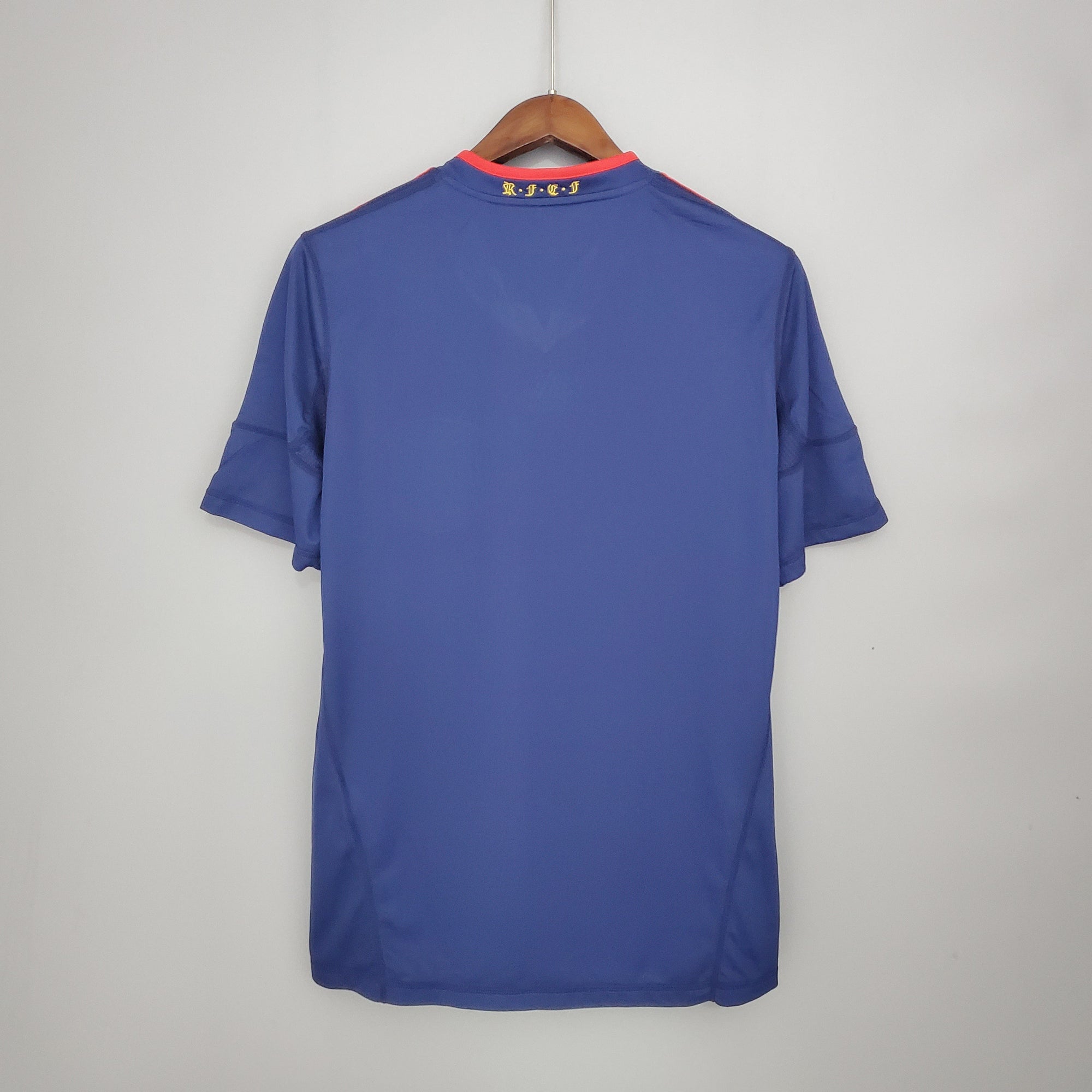 Camisa Espanha Reserva 2010 - Versão Retrô